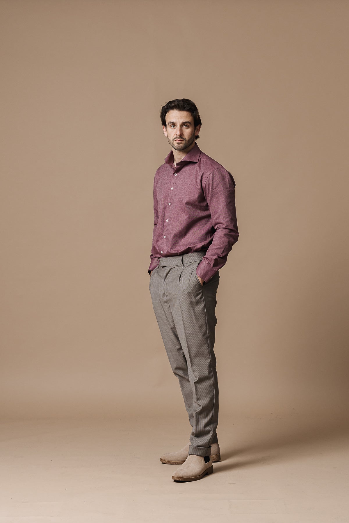 Бежов раиран панталон