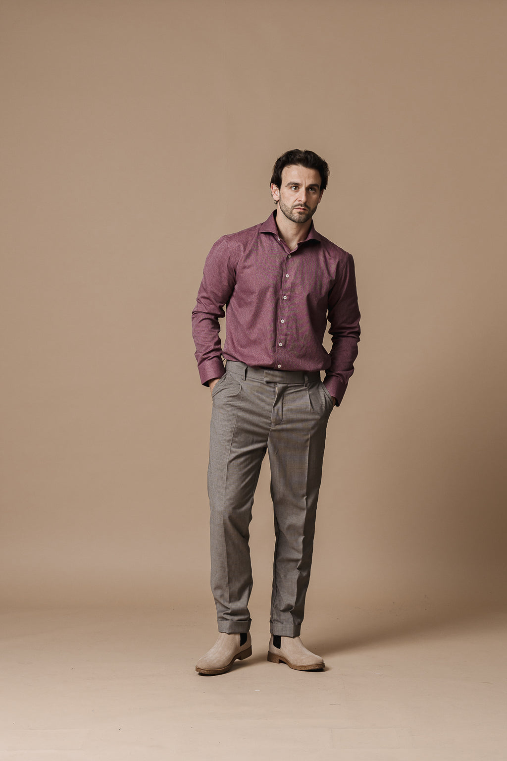 Бежов раиран панталон