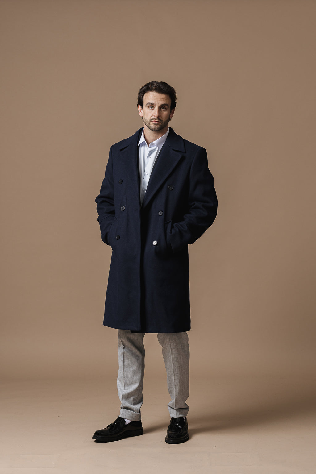 Синьо двуредно палто